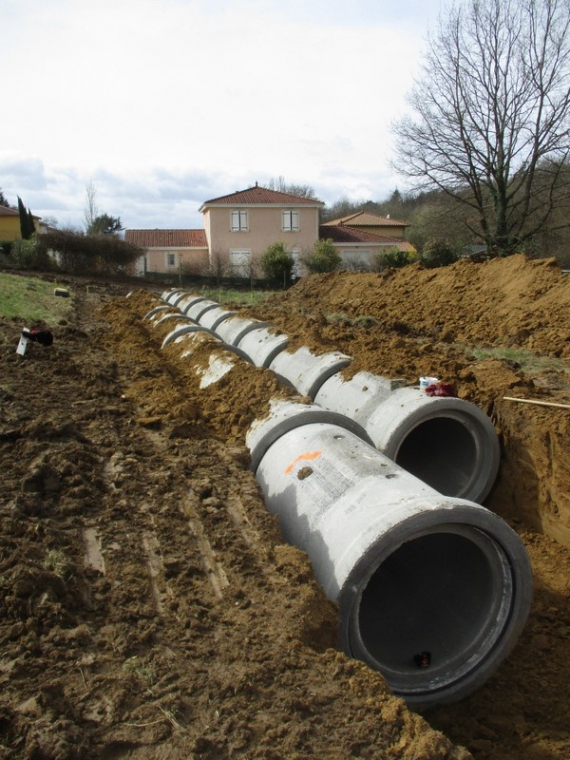 Canalisation pour rétention d'eaux pluviales Lyon, Lyon, AESF